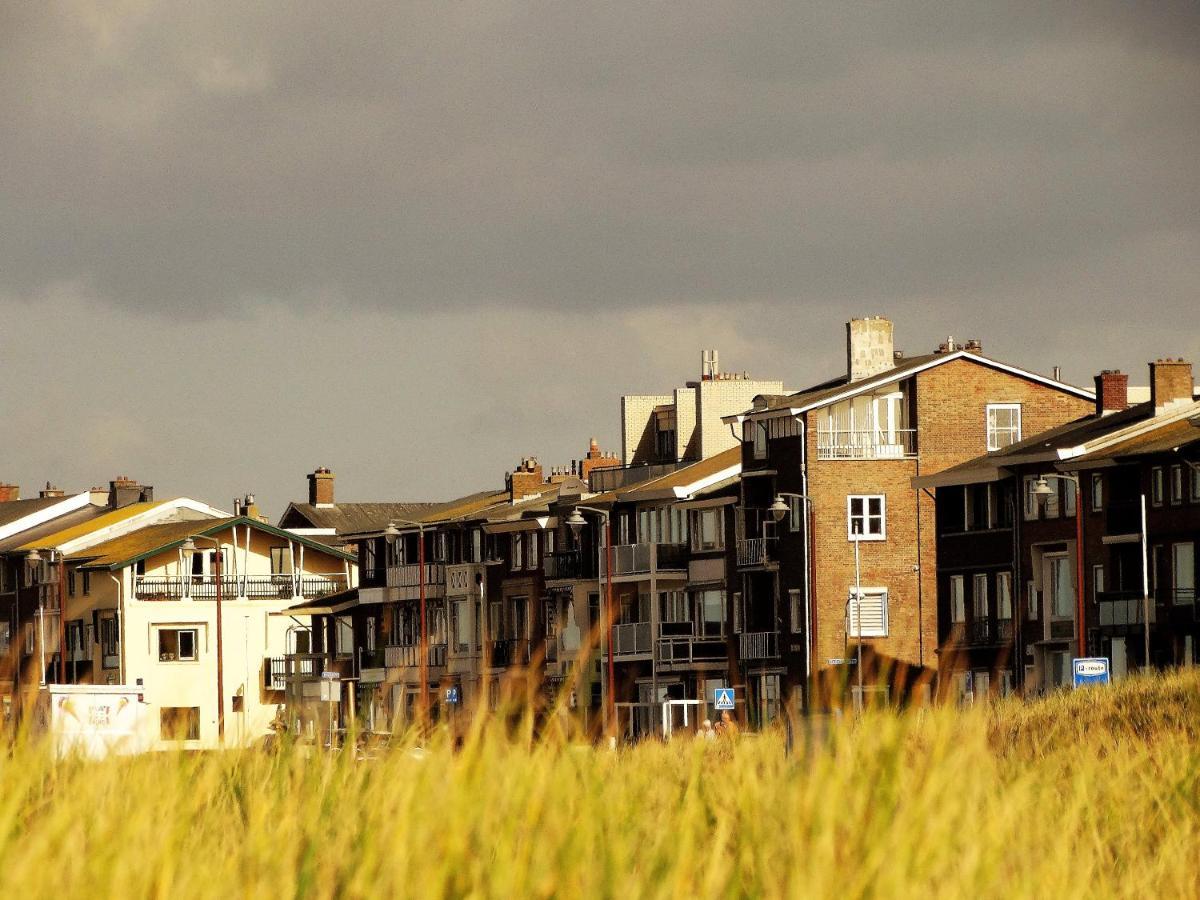 Beachhouse Anna, 1 Minute Walk To The Beach And Centre Of Katwijk, Free Private Parking Next To The House ! Катвейк-ан-Зе Экстерьер фото
