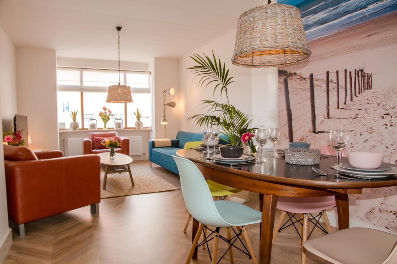 Beachhouse Anna, 1 Minute Walk To The Beach And Centre Of Katwijk, Free Private Parking Next To The House ! Катвейк-ан-Зе Экстерьер фото