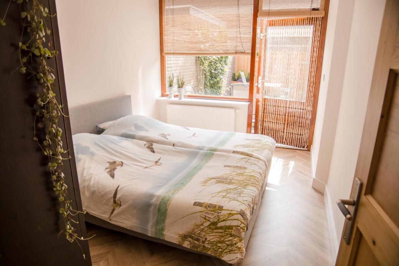 Beachhouse Anna, 1 Minute Walk To The Beach And Centre Of Katwijk, Free Private Parking Next To The House ! Катвейк-ан-Зе Экстерьер фото